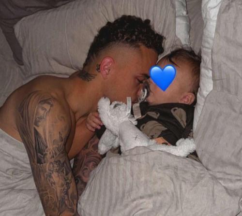 Noa Lang Evli Mi Bekar Mi Cocugu Var Mi Noa 19493504 2495 M