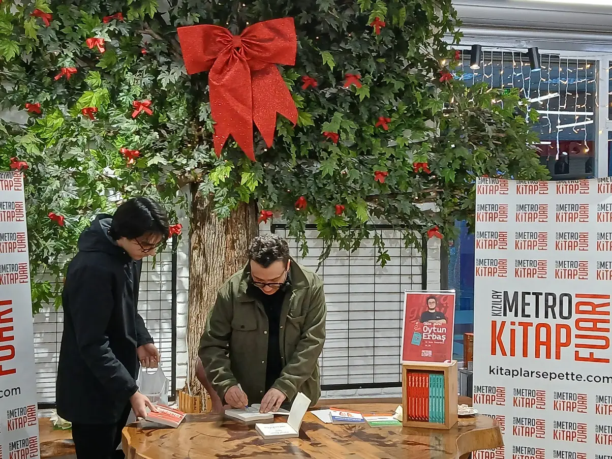Otun Erbaş Imza Günü Metro Kitap Kızılay Ankara Insan Aklı (2)