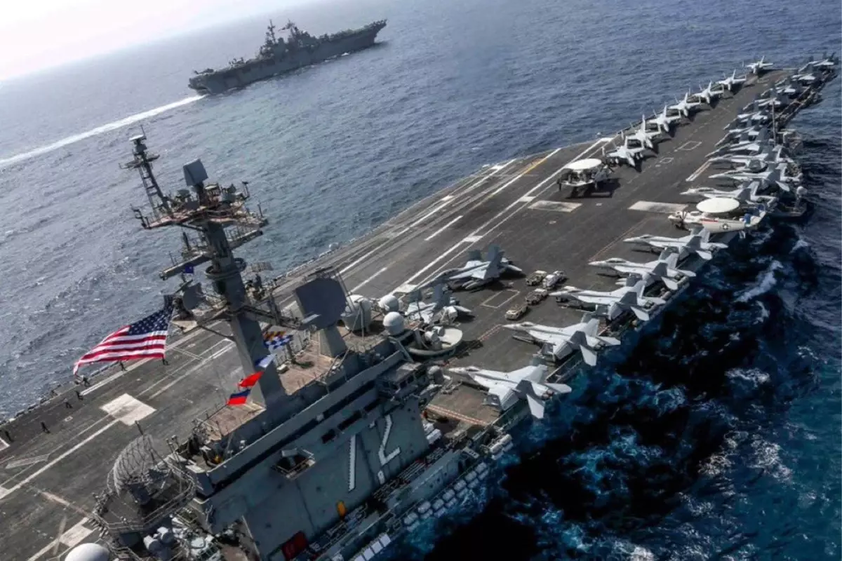 Savas Canlari Caliyor Dev Ucak Gemisi Bolgeye 12450424 6849 Amp