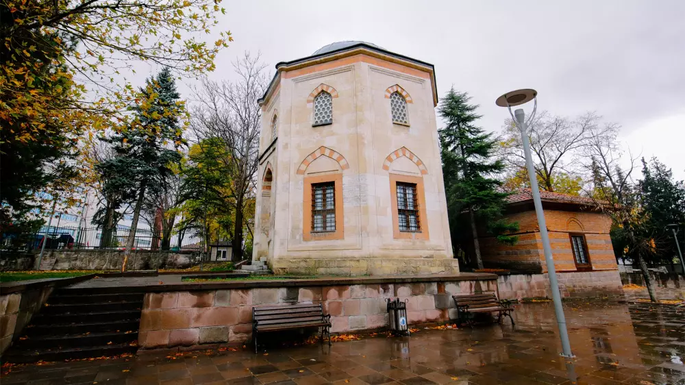 Cenabı Ahmet Paşa Camii Ve Türbesi2
