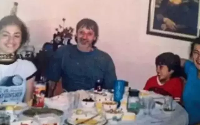 Dilan Citak In Uvey Babasi Cem Citak Kimdir Cem 1823491785 1878 M