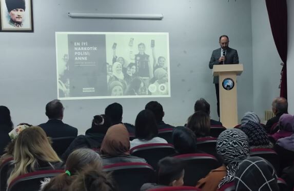 En Iyi Narkotik Polisi Anne Ankara