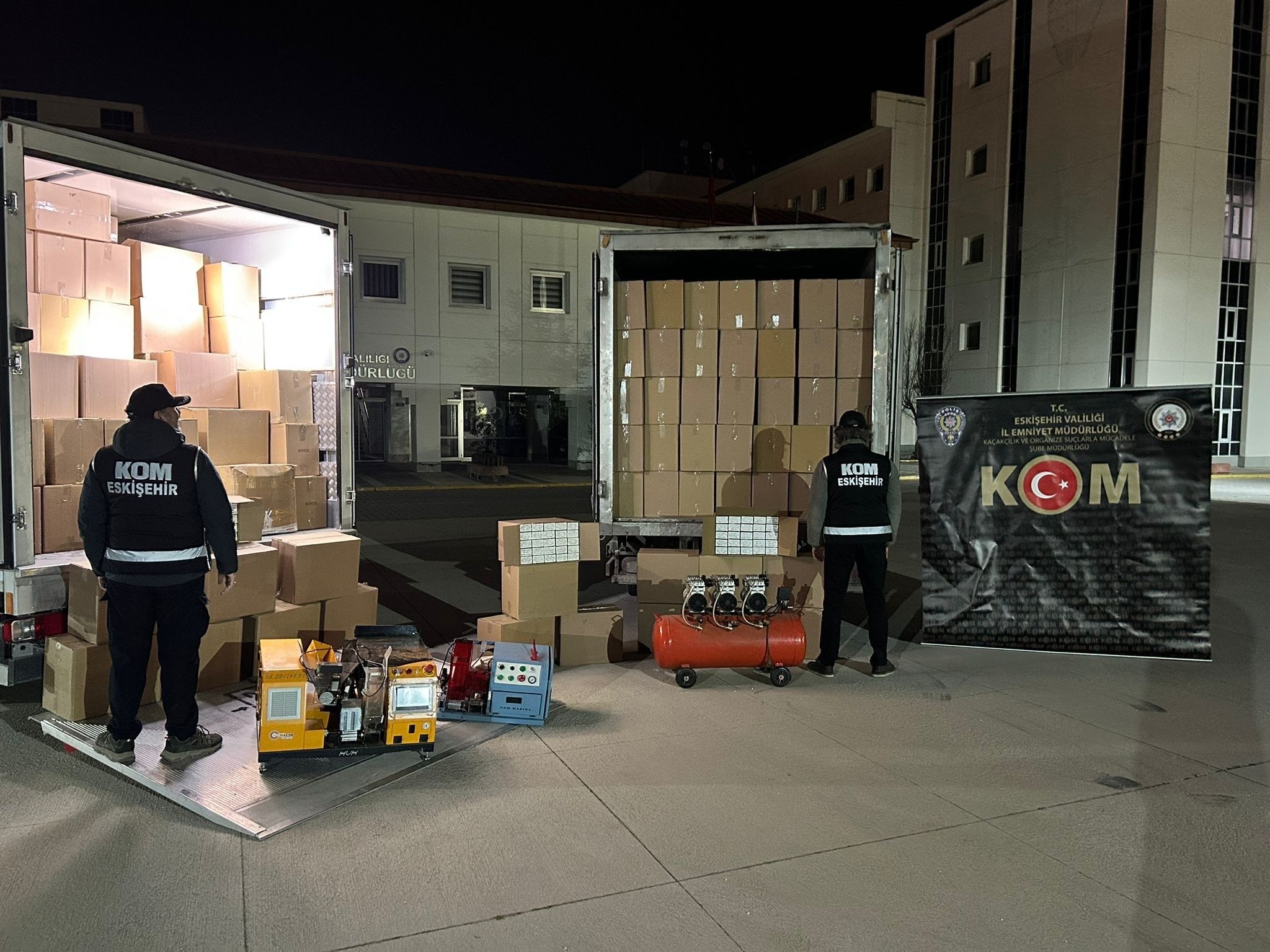 Eskişehir’de Kaçak Tütün Operasyonu 5.8 Milyon Makaron Ele Geçirildi