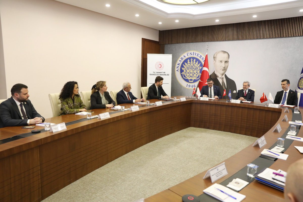 H A8 M W Q Ras A A L Vri