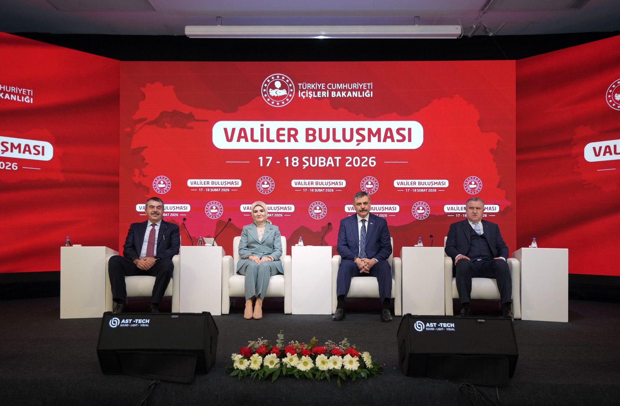 H B X I Jca U A Ambb0