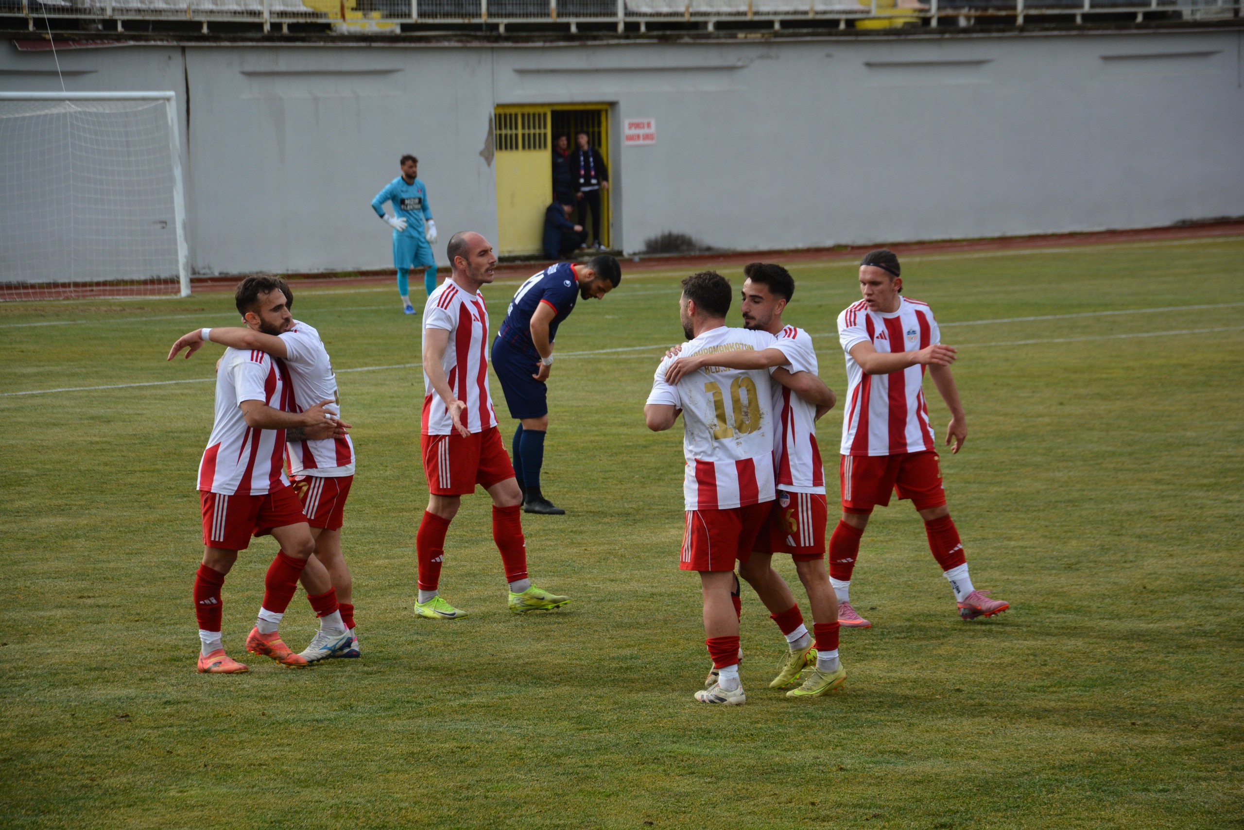 Li̇dere Selam Dur Kahramankazan Beledi̇yespor Tavşanli’dan Zaferle Döndü! (2)