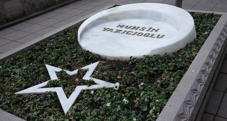 Muhsin Yazıcıoğlu-1