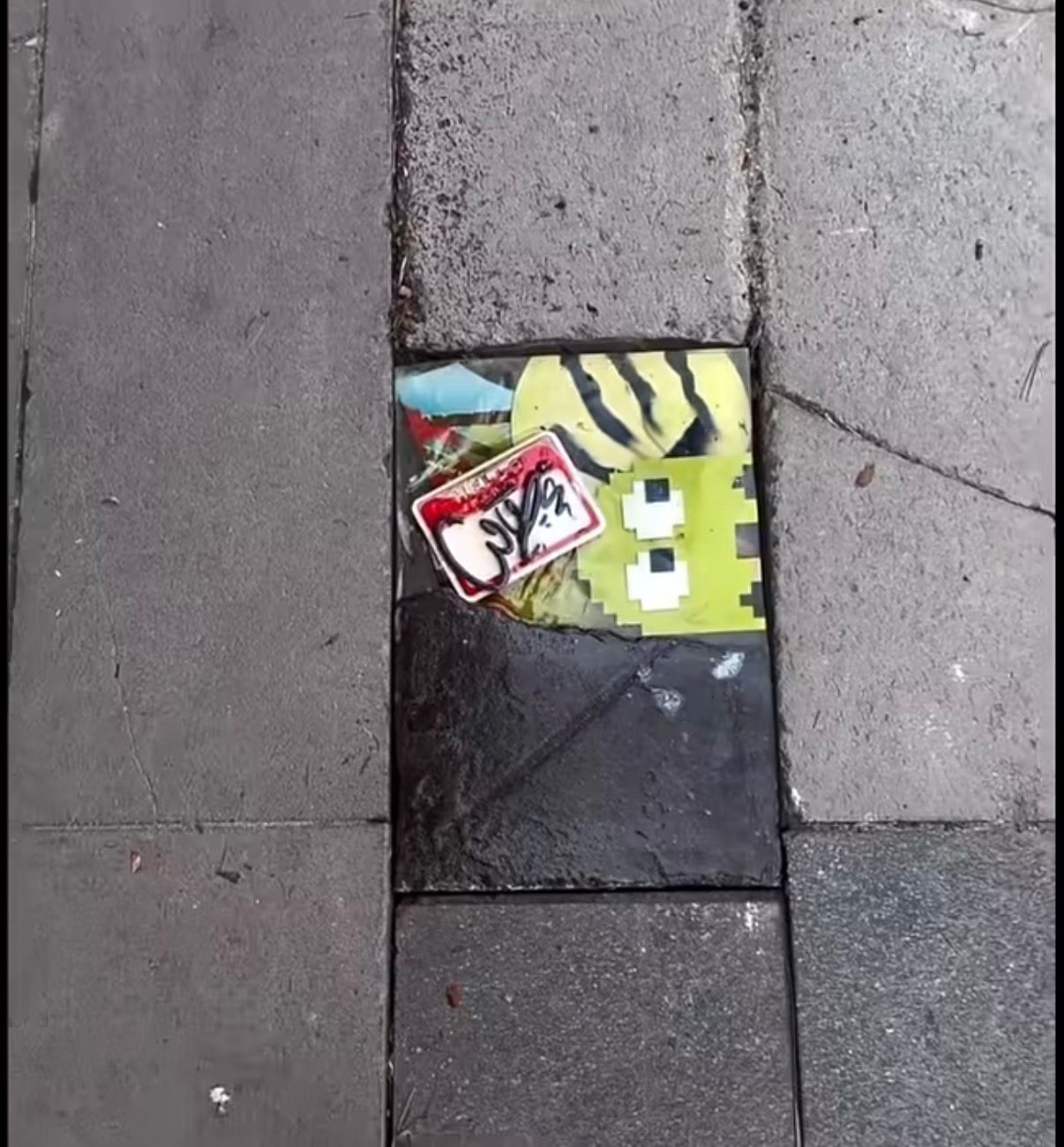 Ozan Kıran Ankara Kırık Kaldırım Taşı Tamiri Sanat (1)