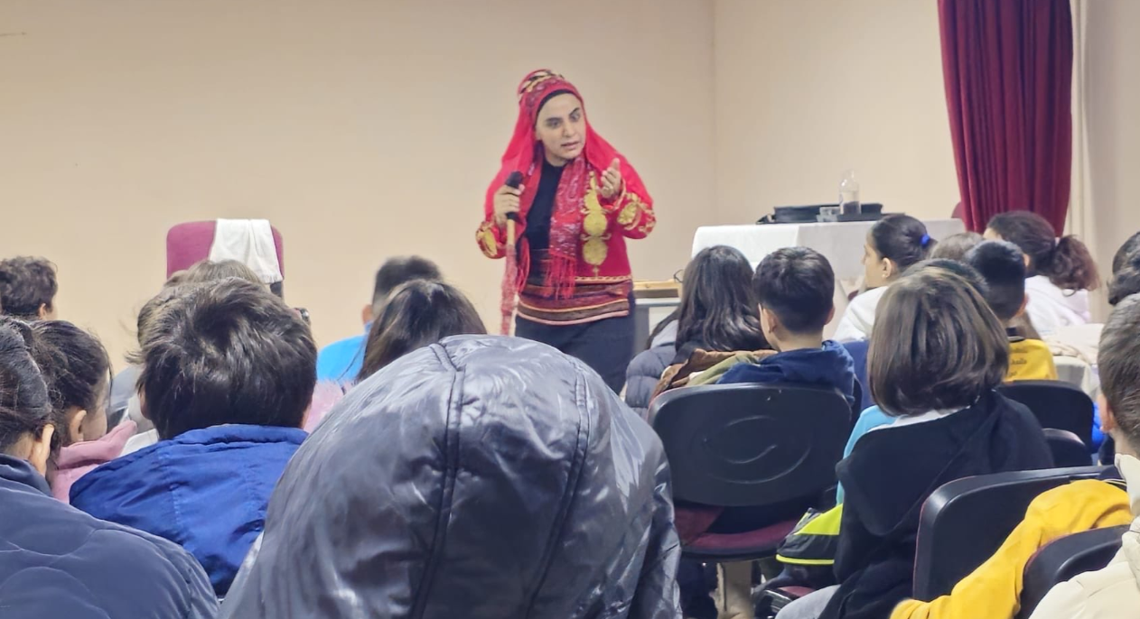 Sahnemde Meddah Var Ankara