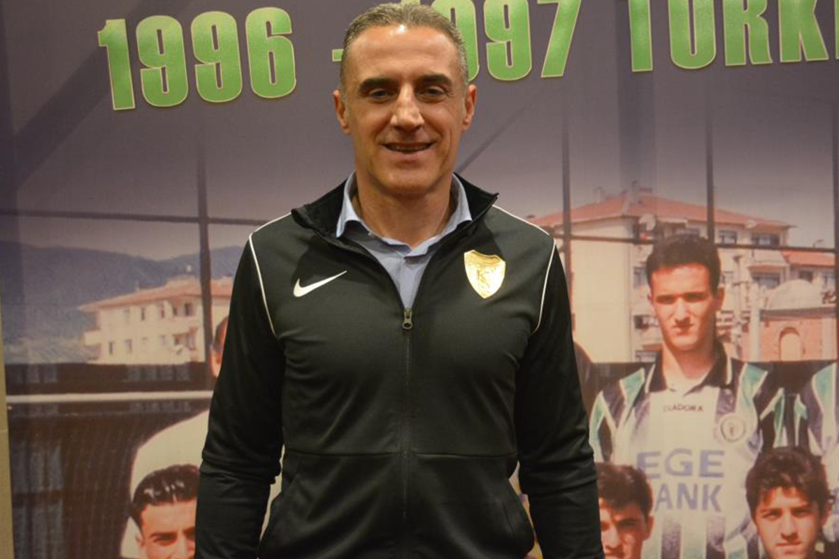 Tayfur Havutçu Hangi Takımlarda Oynadı