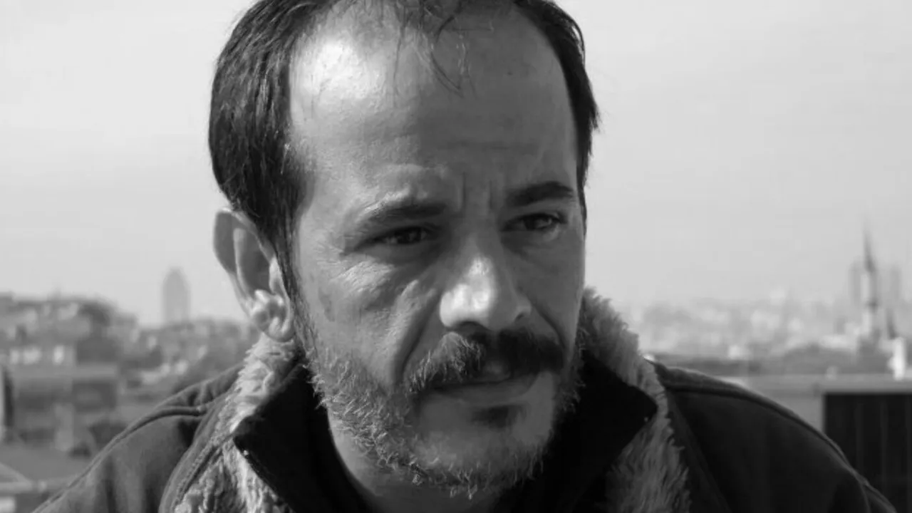 Yazar Bulent Akyurek K İ M D İ R 1