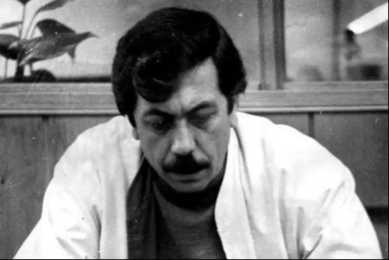 Adnan Yücel kimdir? Nereli? Siyasi görüşü? Ölüm nedeni? Solcu mu? Hangi partiden?