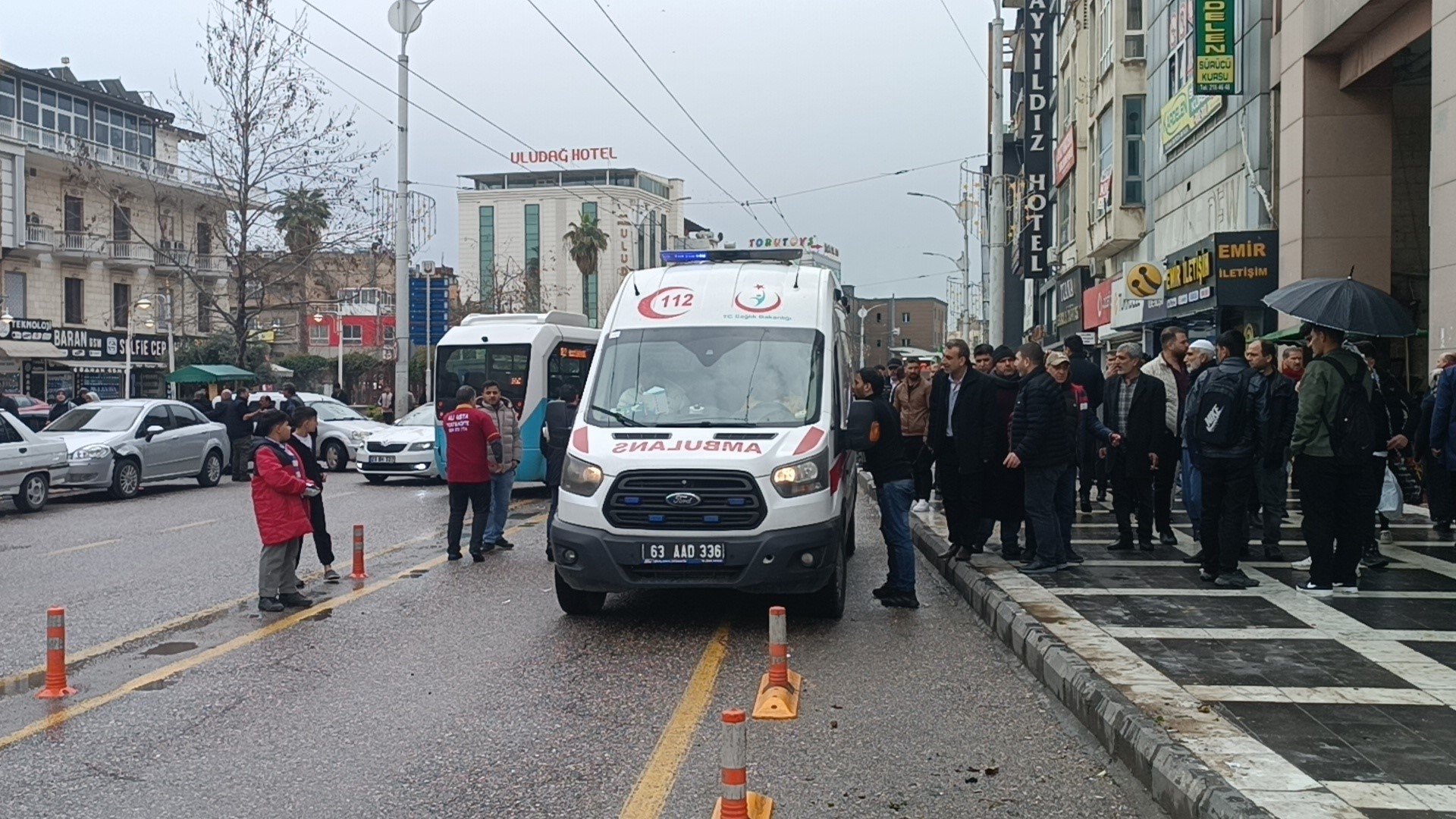 Lokantada dehşet saçtı! Maske takıp kardeşine kurşun yağdırdı!