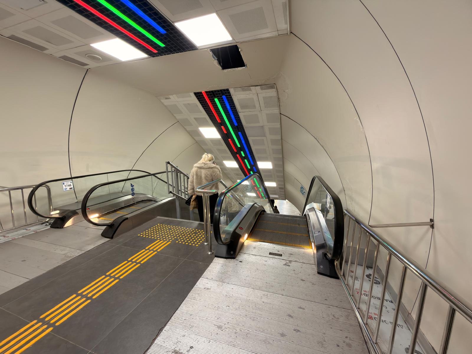 Abb Yürümeyen Merdiven Ankara Keçiören M4 (4)