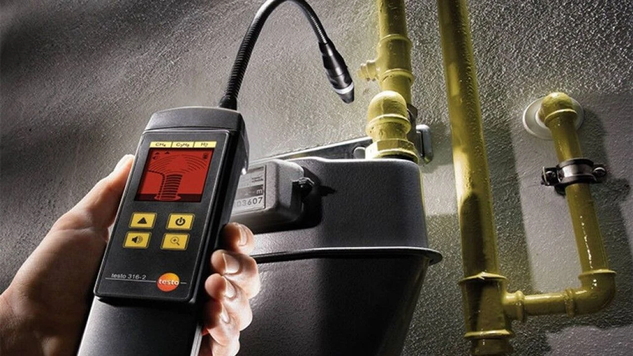 Yangın Tüpü Dolum Tesisinde Gaz Zehirlenmesi: Müdahaleye Giden Sağlık Ekibi de Etkilendi