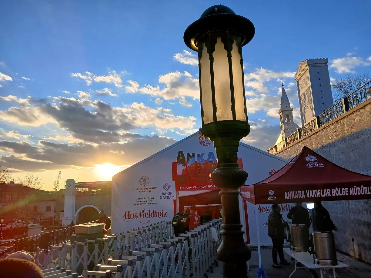 Ankara Vakıflar Bölge Müdürlüğü Ramazan Iftar Çadırı Hacı Bayram Hbv (1)