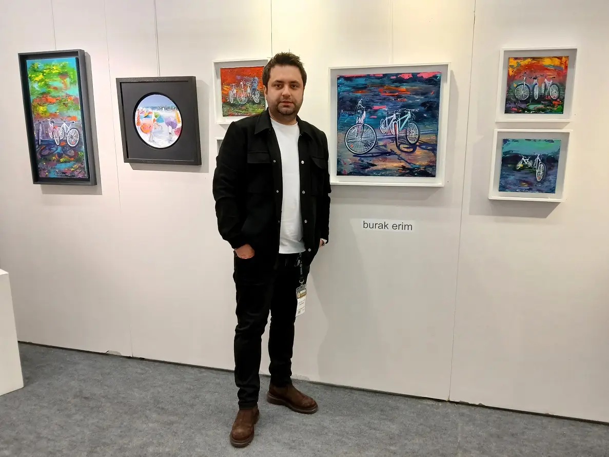 ArtAnkara’da Burak Erim’in Bisiklet temalı sergisi ilgi görüyor