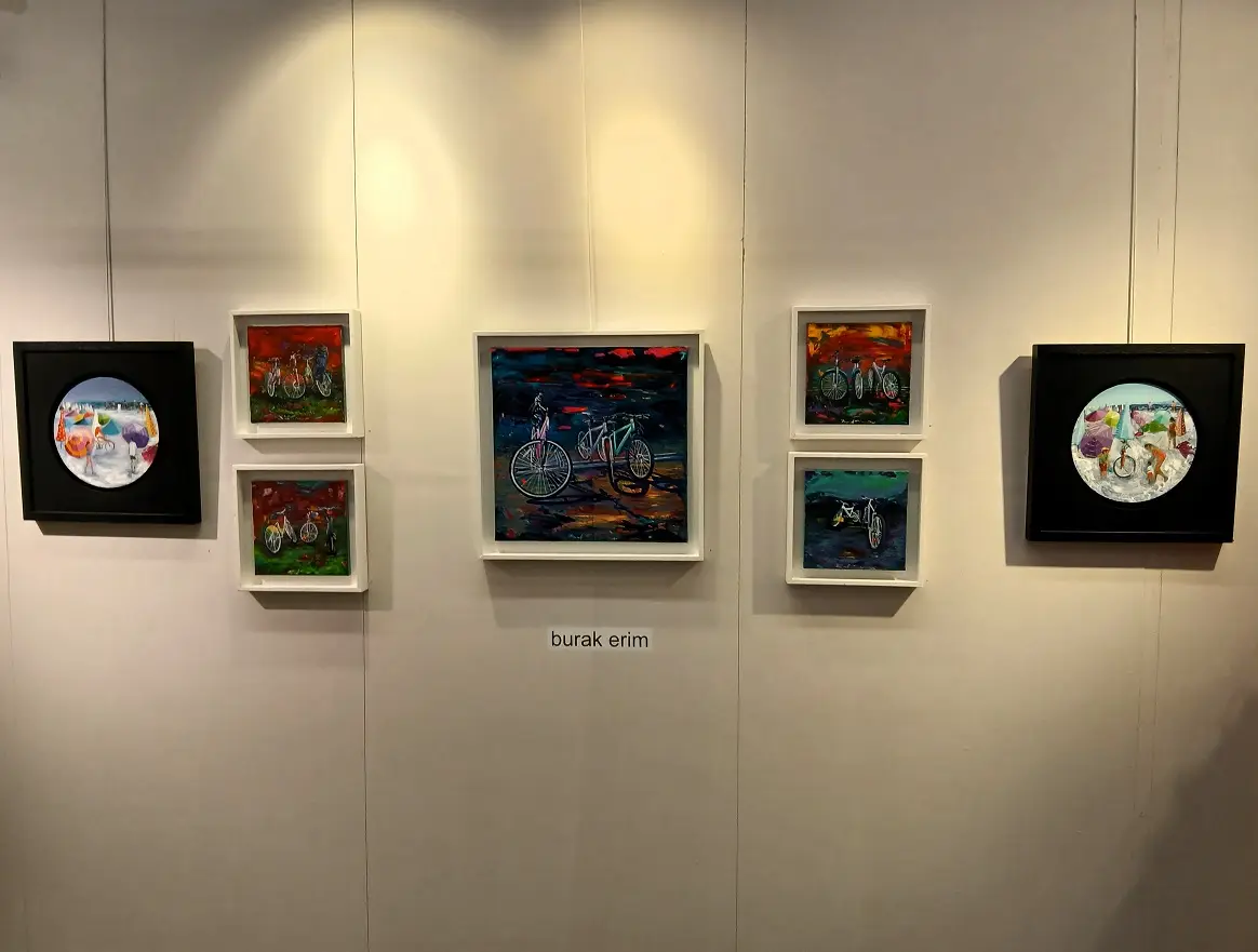Burak Erim Ressam Ato Congresium Nurol Sanat Galerisi Standı Bisikletler Resim Sergisi Artankara (3)