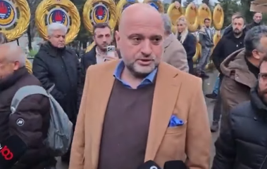 Erol Köse'nin cenazesinde soğuk rüzgarlar esti: Polat Yağcı'nın o sözleri gündem oldu!