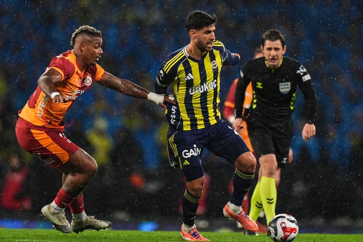Süper Lig’de derbi tarihi belli oldu: Galatasaray-Fenerbahçe maçı ne zaman?
