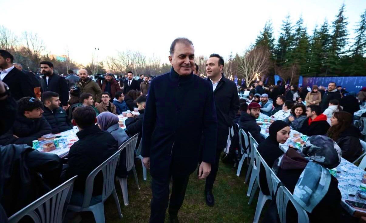 H D F Y83 U Xg A A Oquu