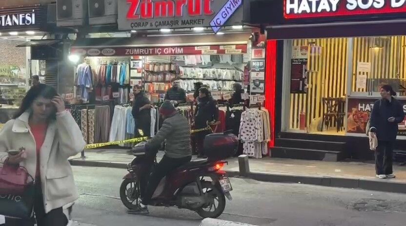 İstanbul'da Silahlı Kavgada Seken Kurşunlar Yoldan Geçen Kadına Isabet Etti