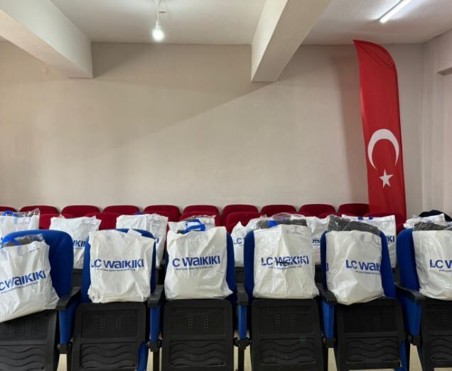 Kc Waikiki Ankara Bala Yardım