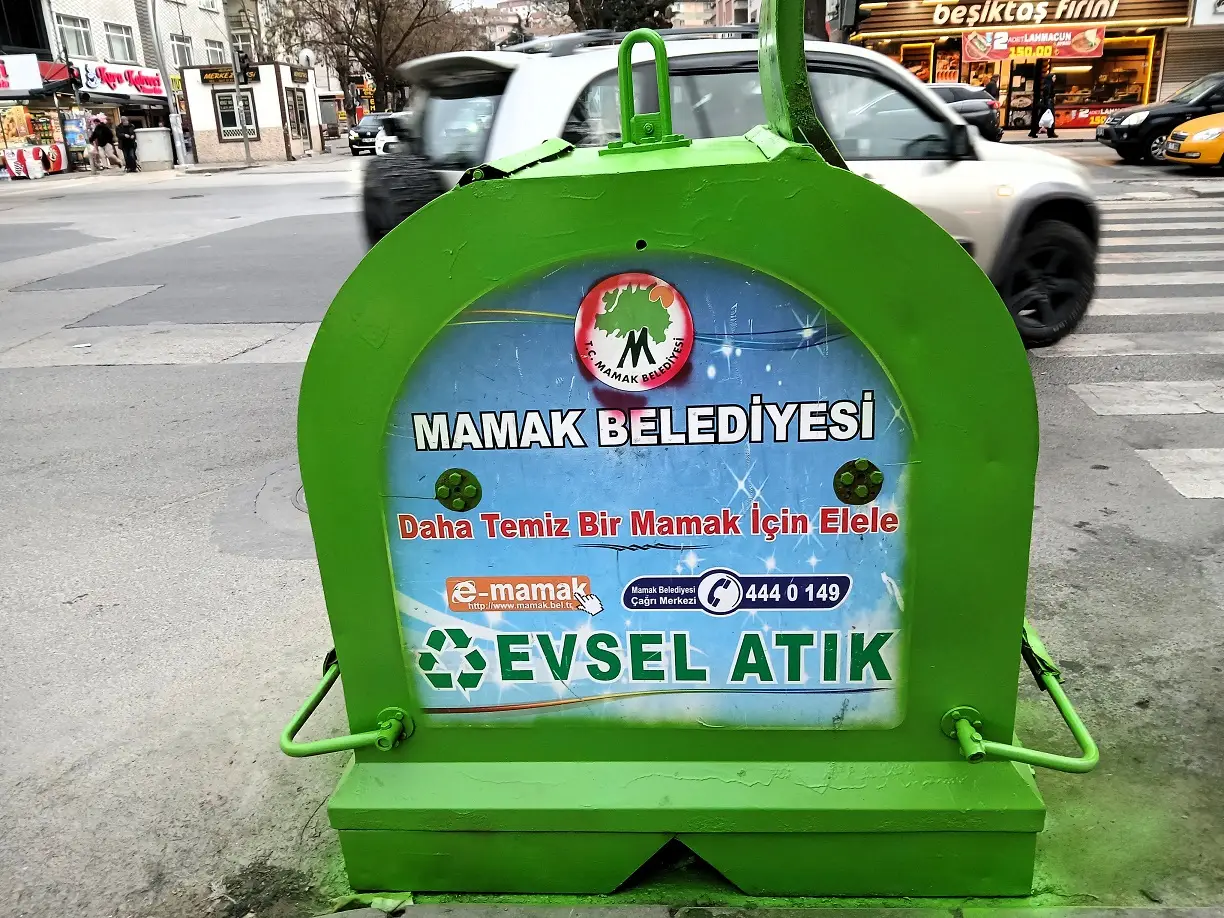 Mamak Belediyesi Temizlik Işleri Çöp Konteyneri Boya (5)