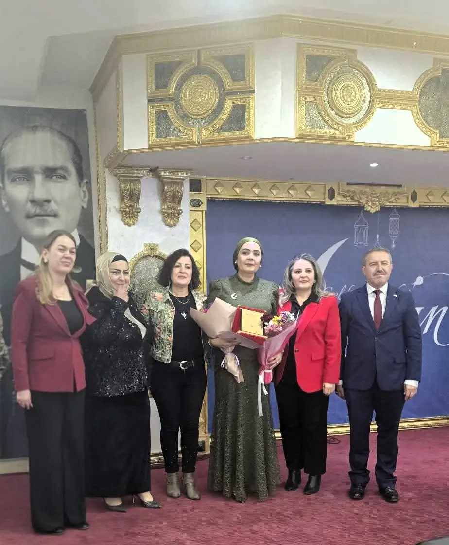 Nur Delice Gazeteci Muhabir Iz Bırakan Kadın Ödülü Ülke Postası (7)