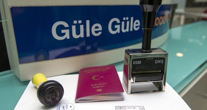 Sınır kapılarında dijital devrim: Pasaport damgaları tarihe karışıyor