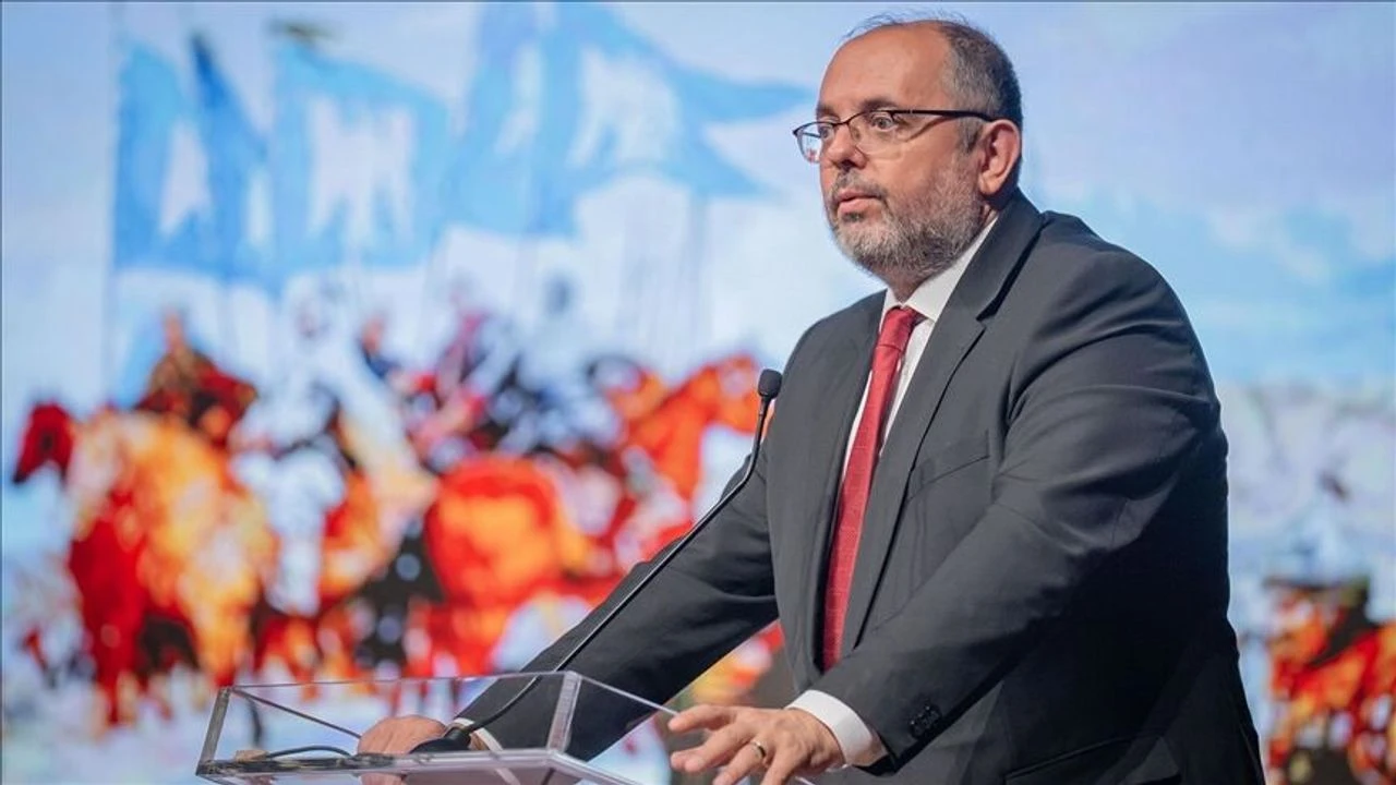 MSÜ rektörü Erhan Afyoncu’dan iddialara sert yanıt: 'Tamamı yalan'