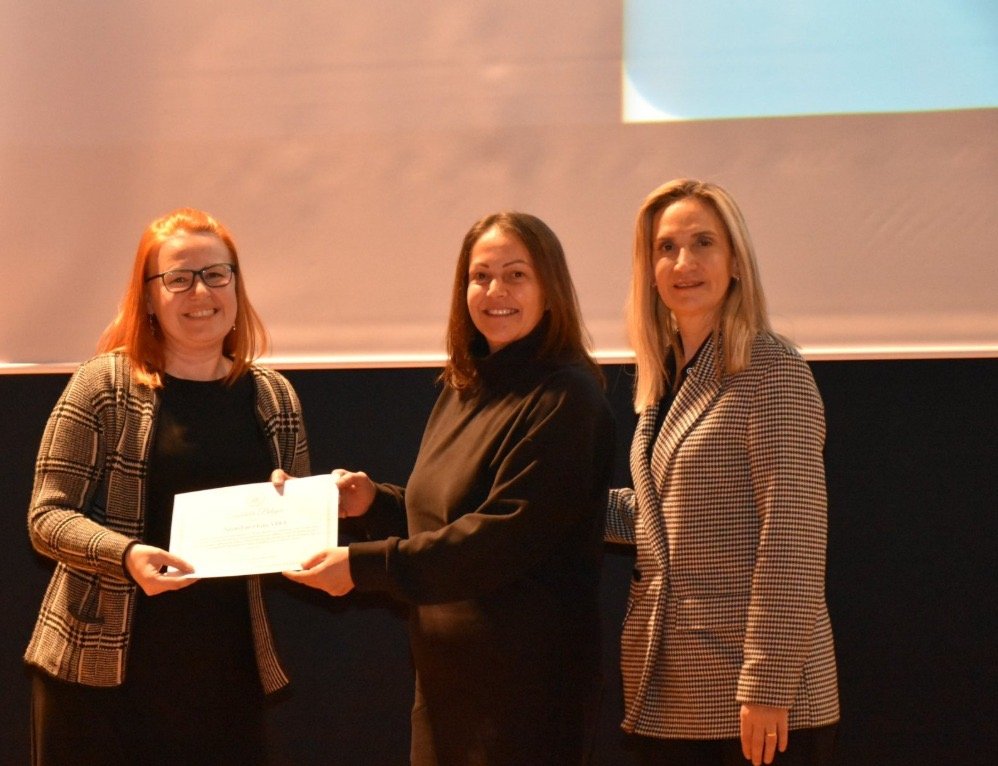 7A6E0113 018C 4E7D A9Fa 16461Ea585F5