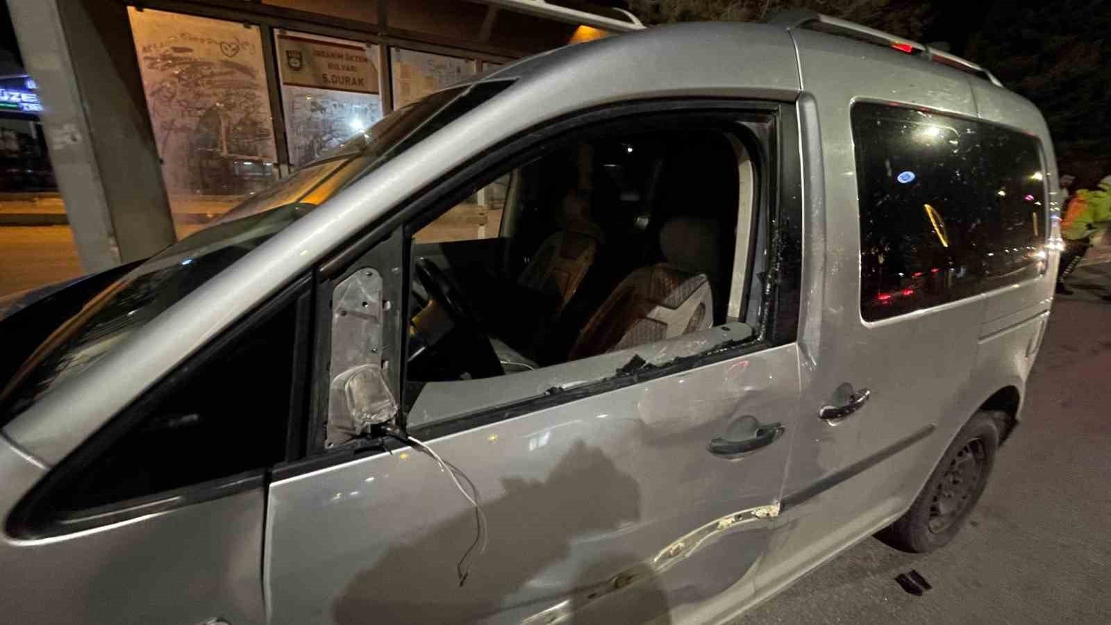 Karaman’da üniversite öğrencisine araç çarptı: 3 yaralı