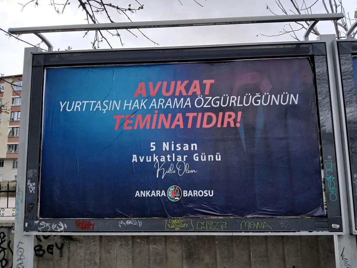 Ankara Barosu Bilboard Afiş 5 Nisan Avukatlar Günü (2)
