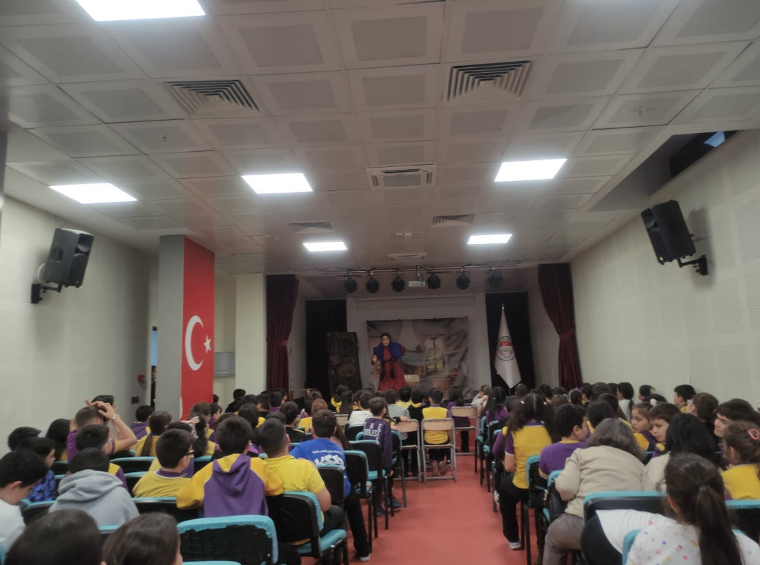 Ankara Yenimahalle Komşuluk