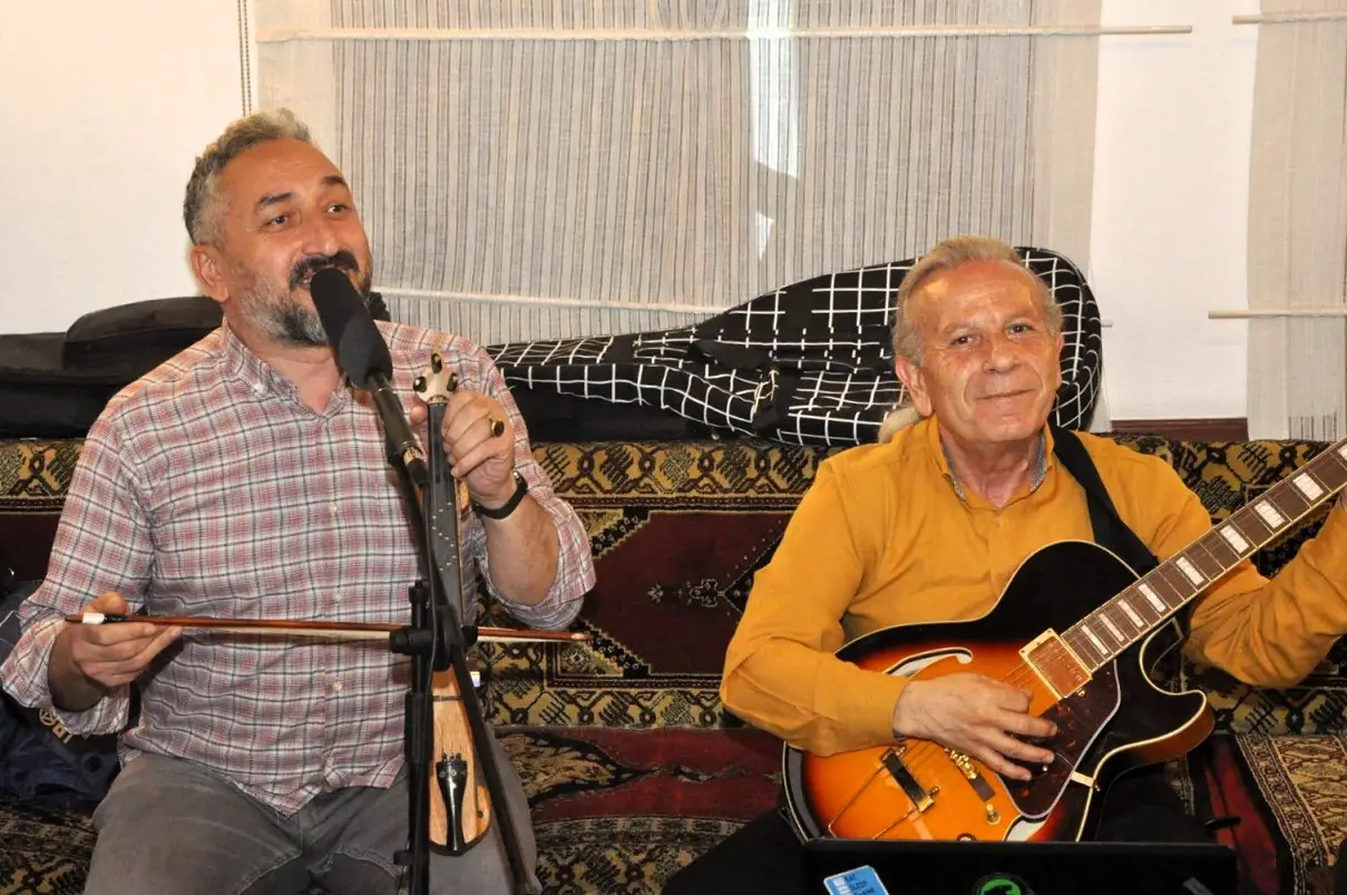 Asilder Dursun Balkan Kabakçı Konağı Sinop Söyleşi (7)