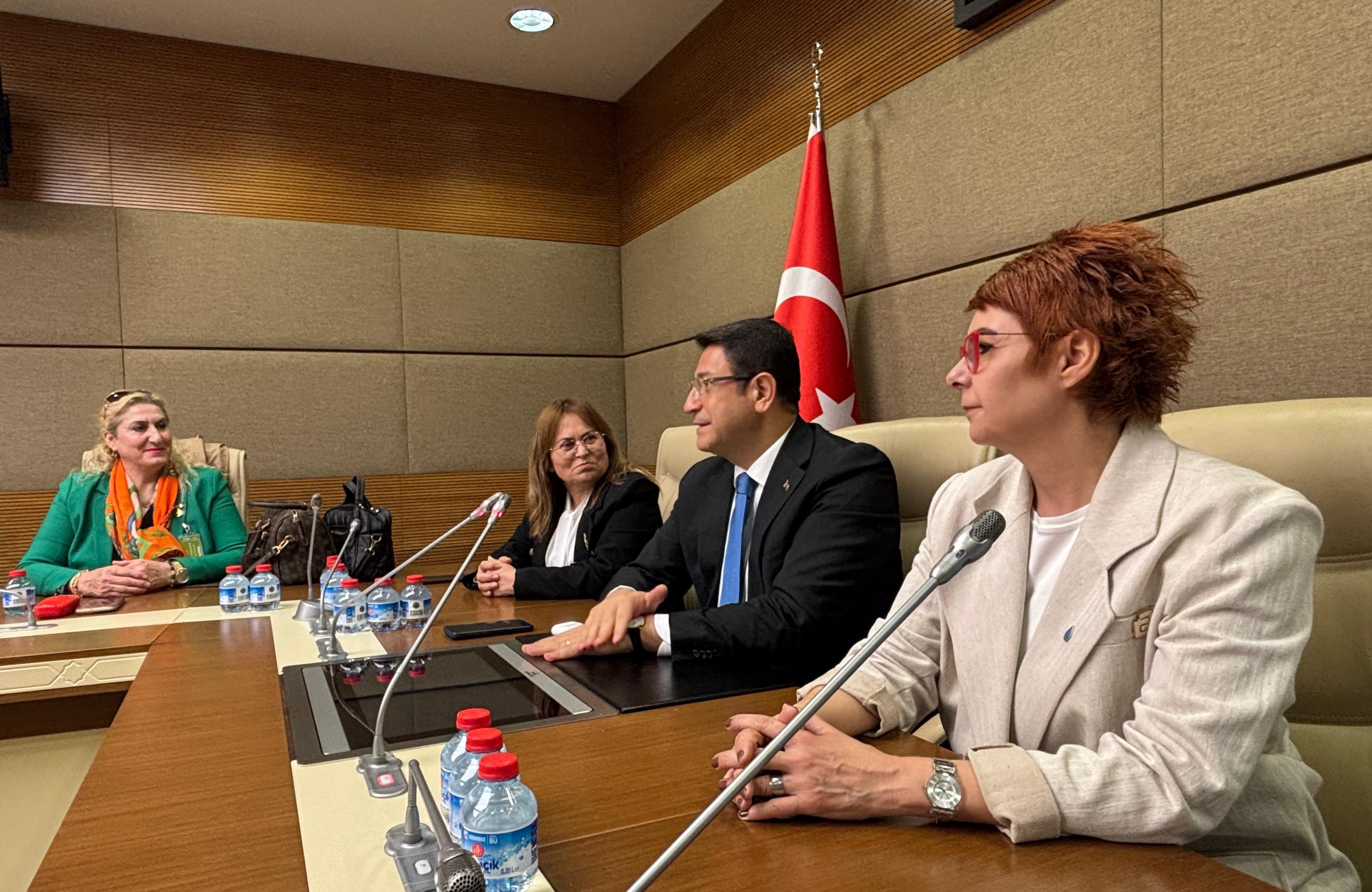 Bes Sen Tbmm Ziyaret (3)