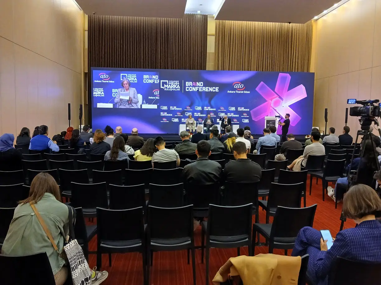 Clare Morgan Yavuz Demir Martin Smith Congresium Panel Ai Ankara Bilim Üniversitesi (3)