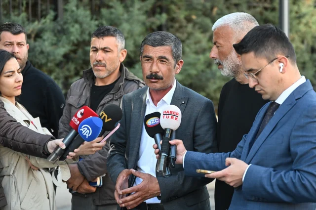 Gunlerdir Suren Krizin Ardinda 19788697 6212 1 M