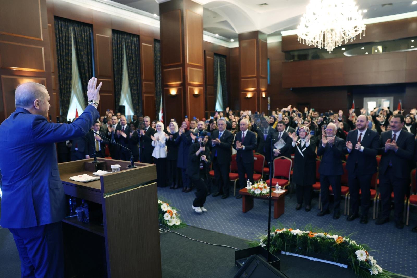 H Fyju Lf Wg A A Vd4 U