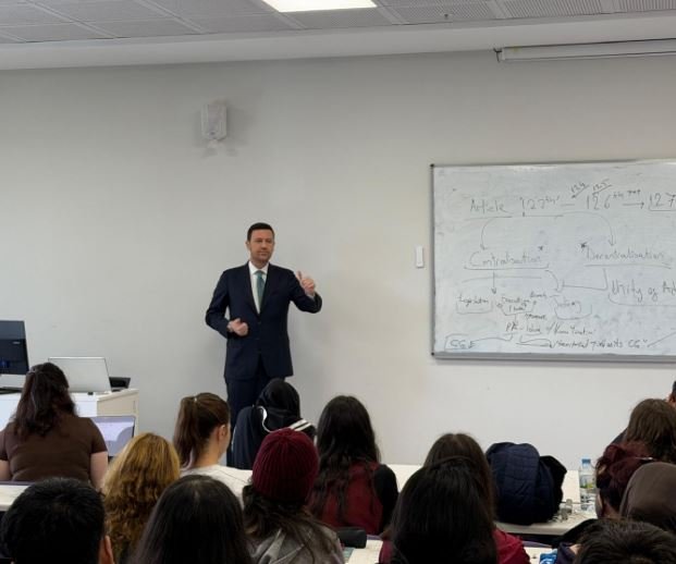 Ankara Hacettepe’de Yönetim Yapısı Dersi: Meclis Süreçleri Ele Alındı