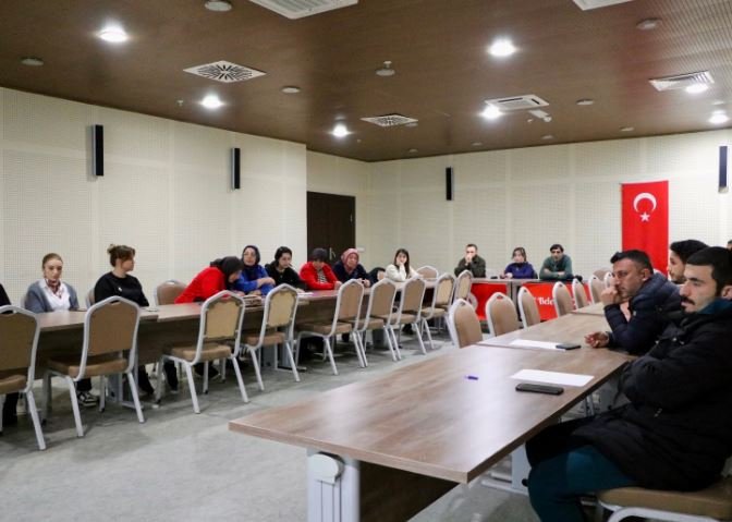 Ankara Elmadağ’da Genel İlk Yardım ve Eğitici Eğitimi Semineri Düzenlendi