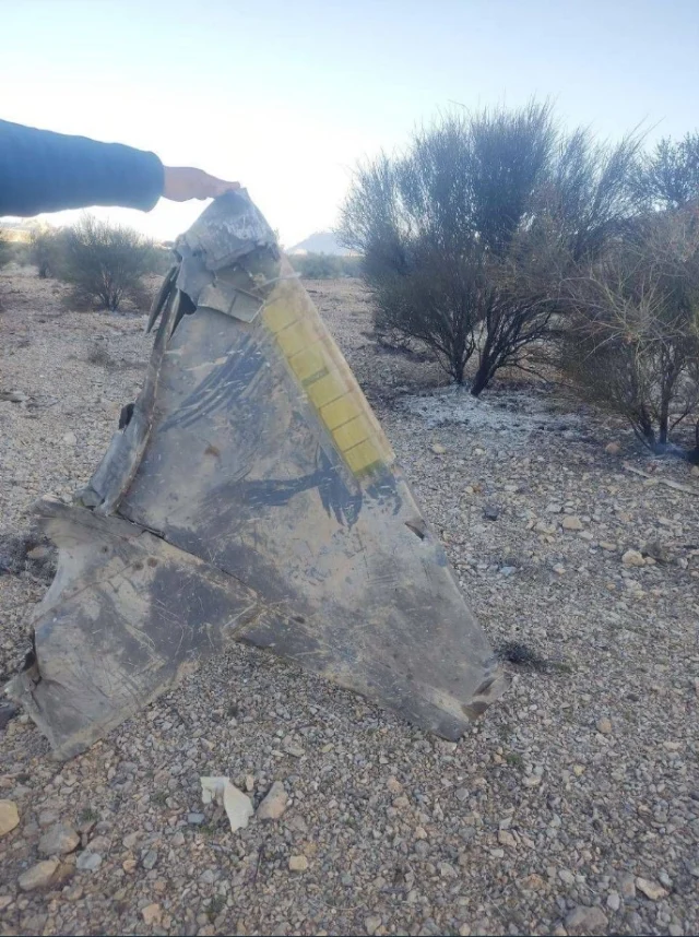 Iranda Dusurulen Savas Ucagiyl 19713847 2937 4 M