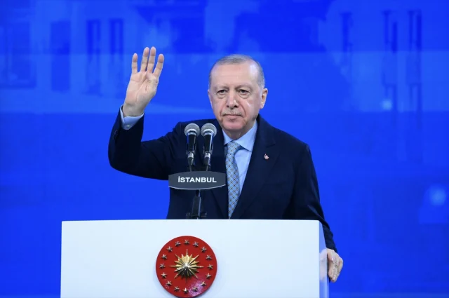 Istanbulda 100 Bin Toki Konutu 19780915 1722 1 M