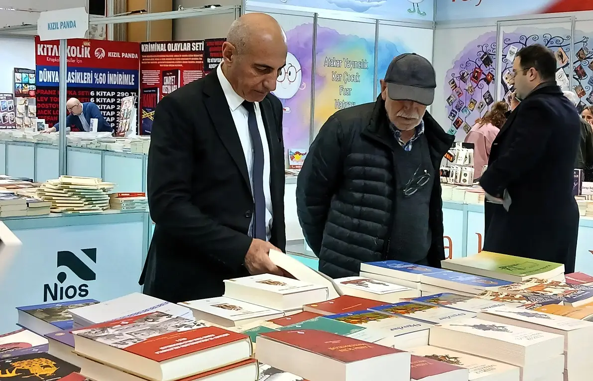 Kadim Koç Pota Sakarya Meydan Muharebesi Bilgi Yayınevi Ankara Kitap Fuarı (3)