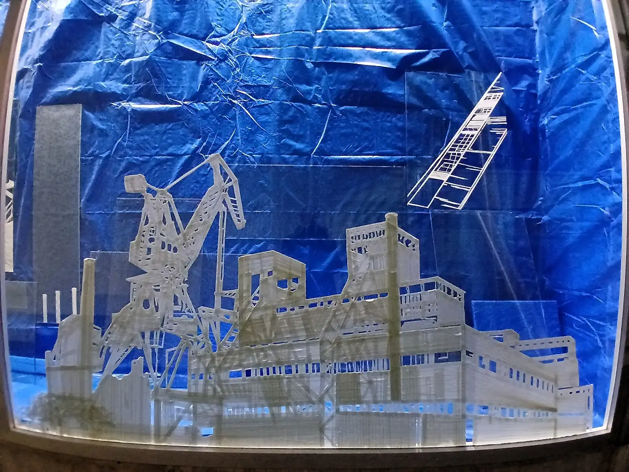 Kıymet Daştan Başak Kaptan Hafıza Şeridi Memory Tapes Goethe Galeri Vitrin Enstalasyon (1)