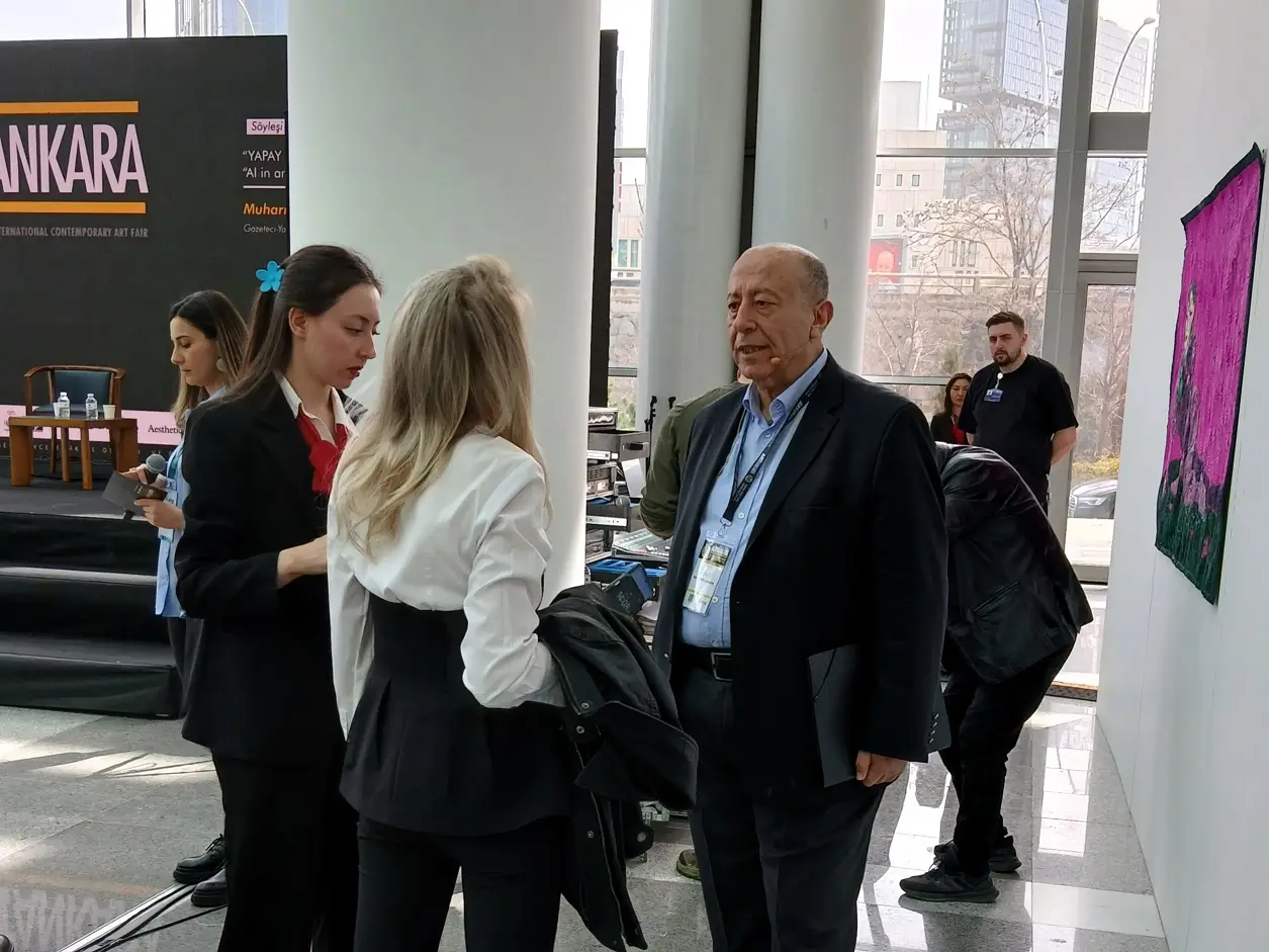 Gazeteci-Yazar Sarıkaya: Yapay zekânın sanatı olmamalı