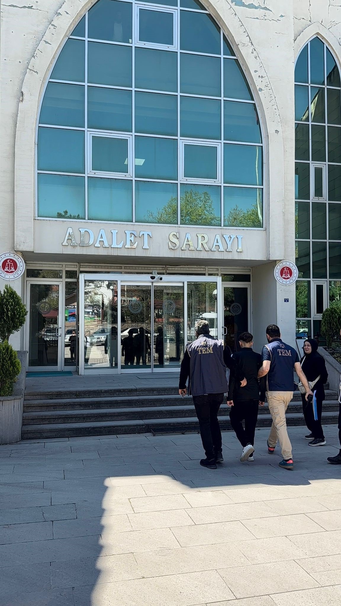 Okulu Tarayacağım Diyen Çocuk Gözaltına Alındı!