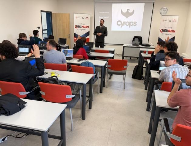 Siber güvenlik uzmanlığı eğitimi Ankara’da başladı