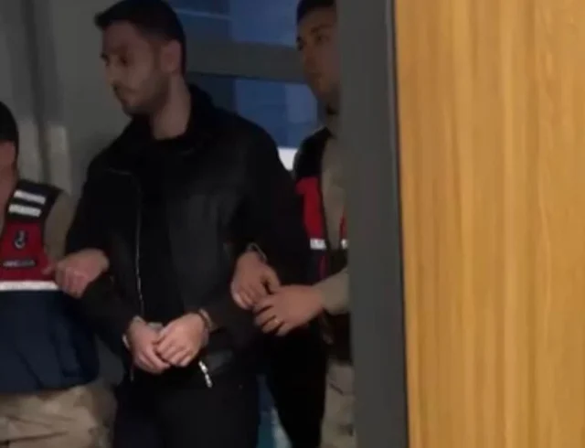 Silahlara Merakim Yok Diyen Mu 19777907 2154 3 M